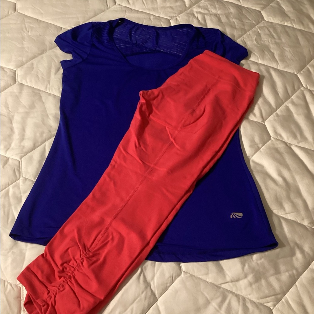Beyond Yoga Blue Top and Pink Leggings Set